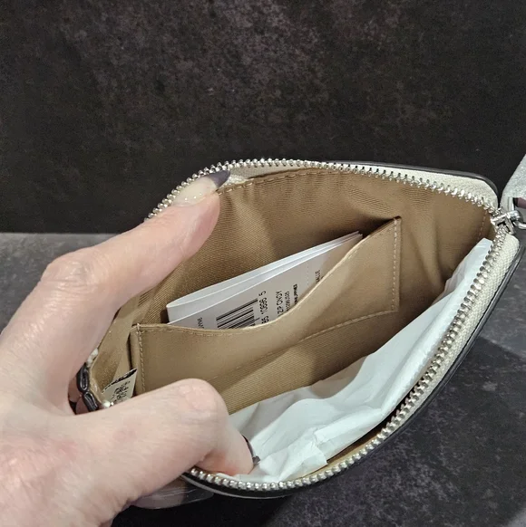 COACH NWT Corner Zip Wristlet With Candy Print And Charm - Picture 5 of 6